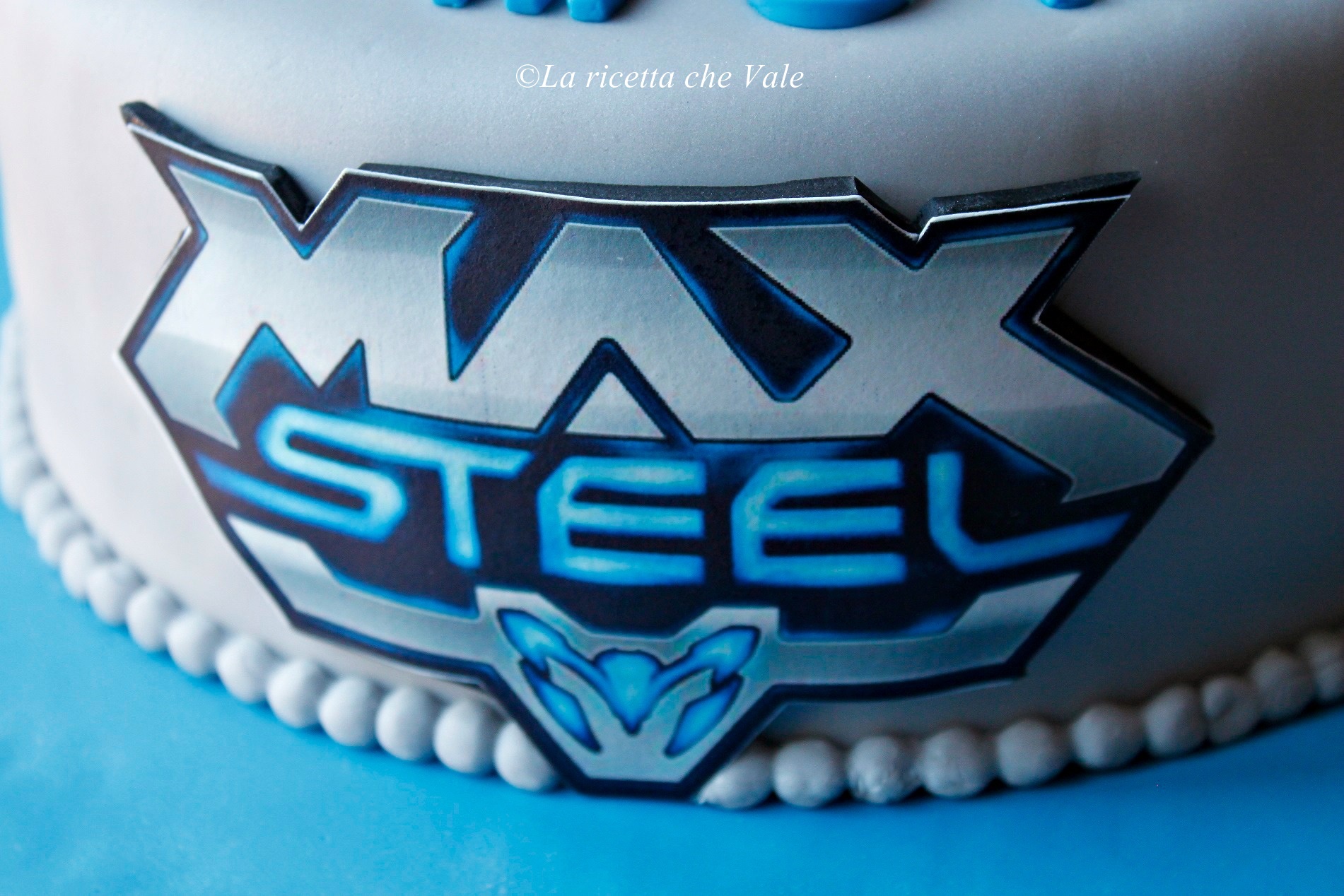 Max Steel cake & cupcakes | La ricetta che Vale