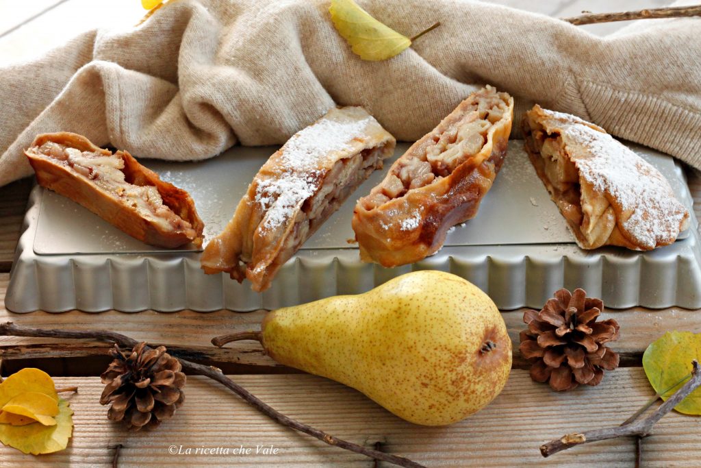 Strudel Di Pere Cioccolato Bianco E Composta Di Lamponi La Ricetta Che Vale